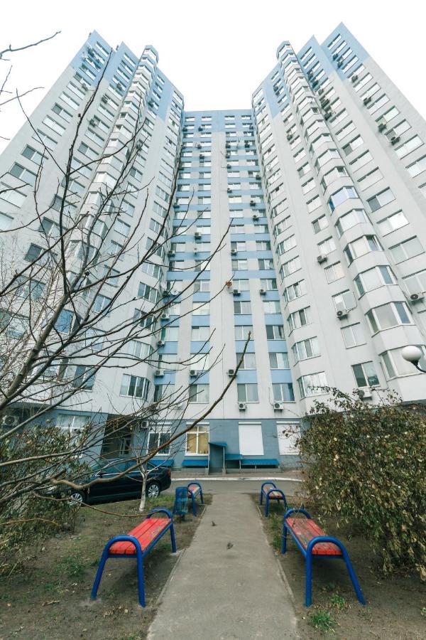 Лучшая Квартира В Броварах Brovary Exterior foto