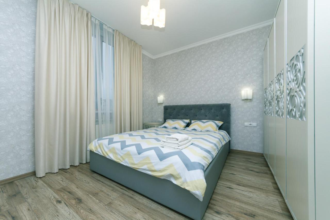 Лучшая Квартира В Броварах Brovary Exterior foto